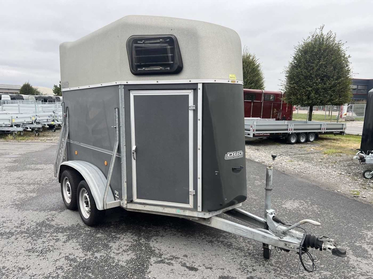 BOECKMANN Duo GP-R Pferdeanhänger - Причіп коневоз: фото 2 BOECKMANN Duo GP-R Pferdeanhänger - Причіп коневоз: фото 2