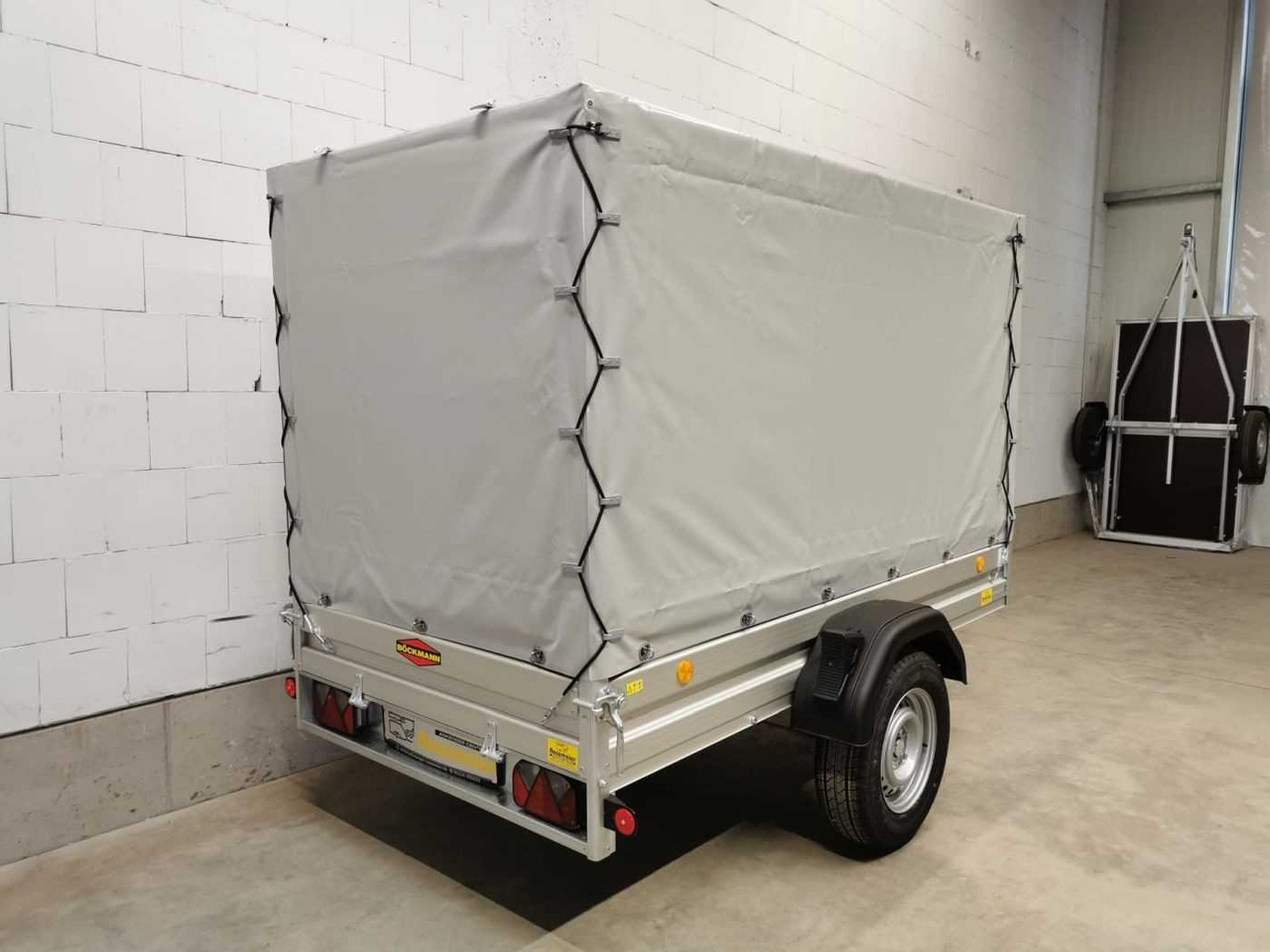 BOECKMANN TL-AL 2513/135 Eco XXL Plane Kastenanhänger gebr в лізинг BOECKMANN TL-AL 2513/135 Eco XXL Plane Kastenanhänger gebr: фото 25 BOECKMANN TL-AL 2513/135 Eco XXL Plane Kastenanhänger gebr в лізинг BOECKMANN TL-AL 2513/135 Eco XXL Plane Kastenanhänger gebr: фото 25