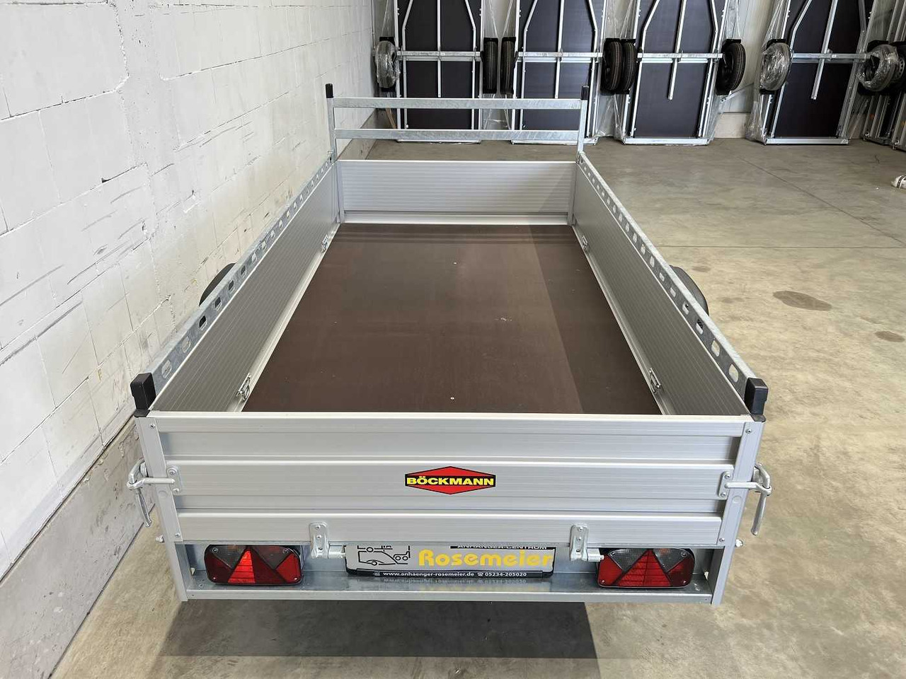 BOECKMANN TL-AL 2513/135 Profi Kastenanhänger gebremst в лізинг BOECKMANN TL-AL 2513/135 Profi Kastenanhänger gebremst: фото 6 BOECKMANN TL-AL 2513/135 Profi Kastenanhänger gebremst в лізинг BOECKMANN TL-AL 2513/135 Profi Kastenanhänger gebremst: фото 6