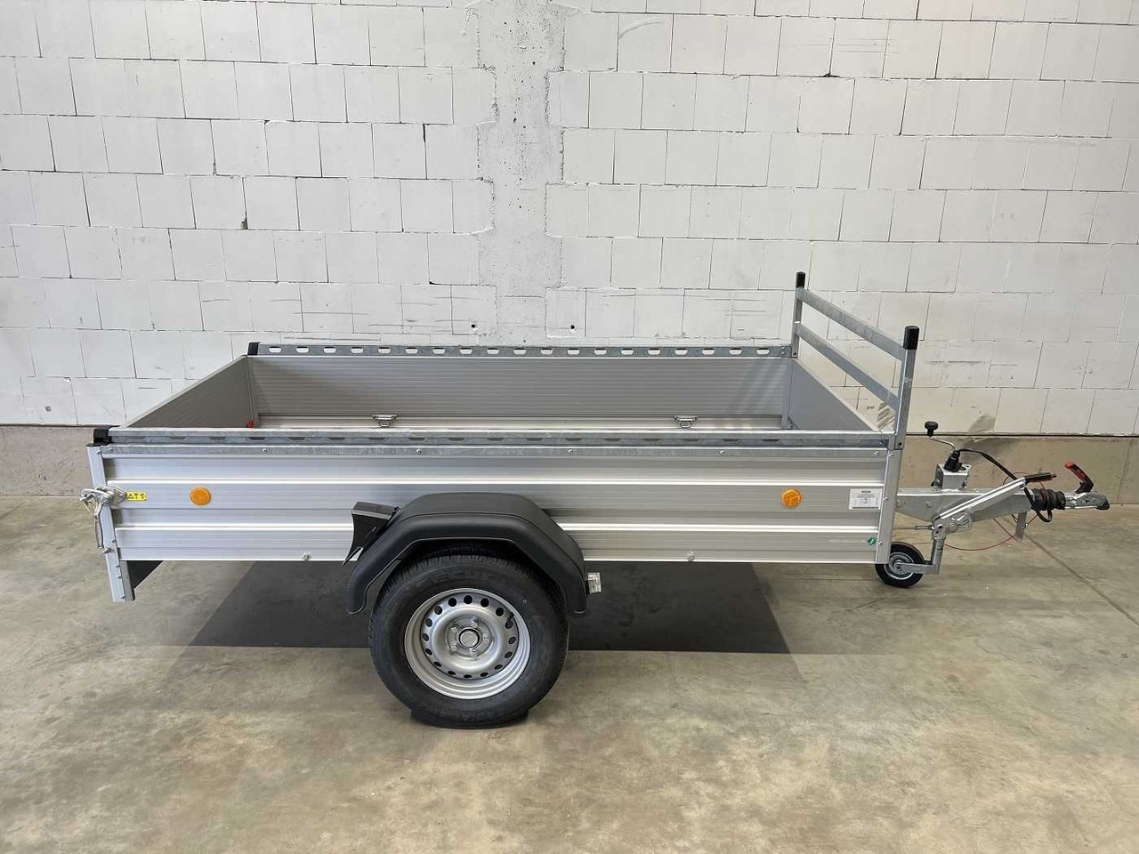 BOECKMANN TL-AL 2513/135 Profi Kastenanhänger gebremst - Причеп для легкових автомобілів: фото 1 BOECKMANN TL-AL 2513/135 Profi Kastenanhänger gebremst - Причеп для легкових автомобілів: фото 1