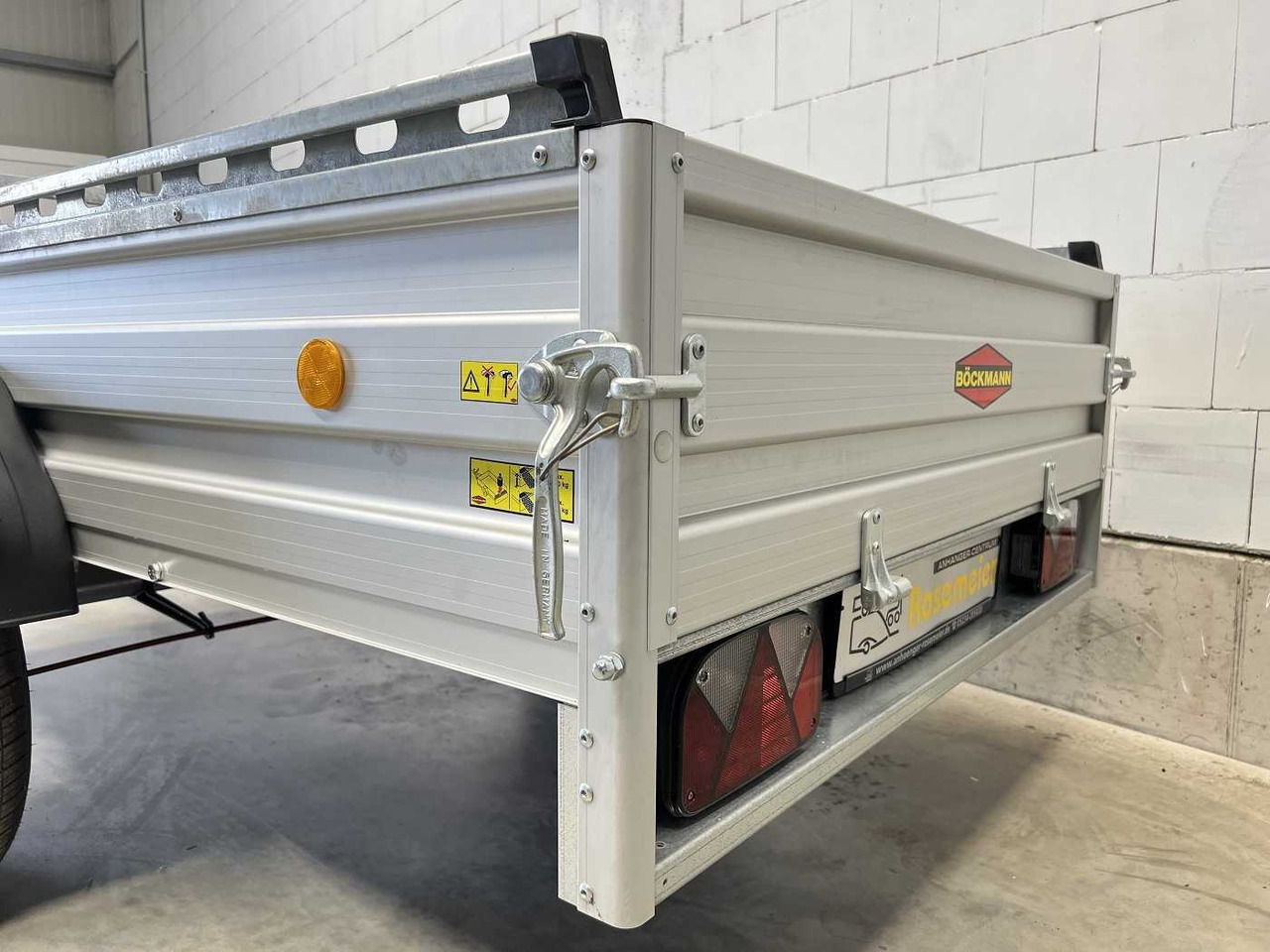 BOECKMANN TL-AL 2513/135 Profi Kastenanhänger gebremst в лізинг BOECKMANN TL-AL 2513/135 Profi Kastenanhänger gebremst: фото 18 BOECKMANN TL-AL 2513/135 Profi Kastenanhänger gebremst в лізинг BOECKMANN TL-AL 2513/135 Profi Kastenanhänger gebremst: фото 18