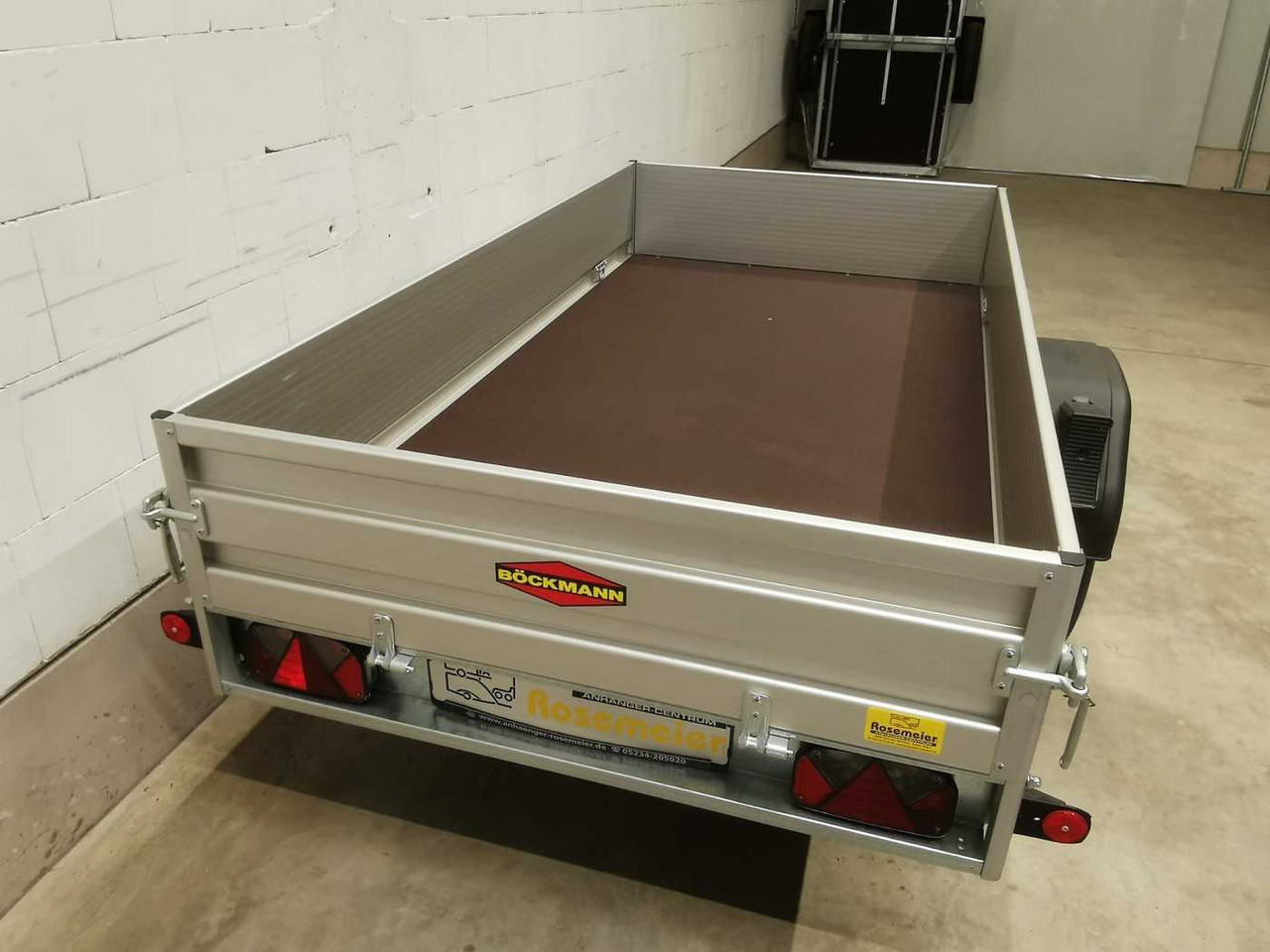 BOECKMANN TL-AL 2513/135 Stkl Kastenanhänger gebremst в лізинг BOECKMANN TL-AL 2513/135 Stkl Kastenanhänger gebremst: фото 26 BOECKMANN TL-AL 2513/135 Stkl Kastenanhänger gebremst в лізинг BOECKMANN TL-AL 2513/135 Stkl Kastenanhänger gebremst: фото 26