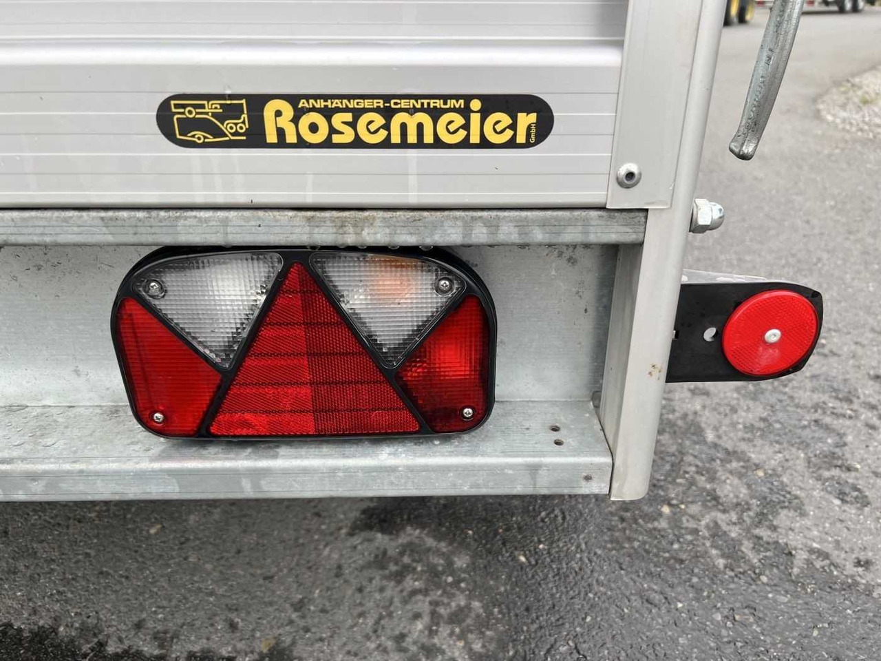 BOECKMANN TL-AL 3015/20 Plane Kastenanhänger gebremst в лізинг BOECKMANN TL-AL 3015/20 Plane Kastenanhänger gebremst: фото 21 BOECKMANN TL-AL 3015/20 Plane Kastenanhänger gebremst в лізинг BOECKMANN TL-AL 3015/20 Plane Kastenanhänger gebremst: фото 21