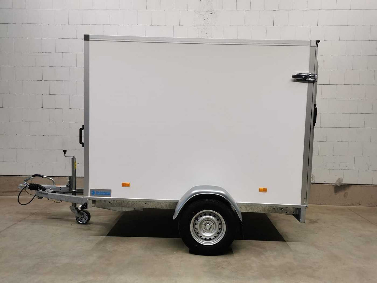 HAPERT Sapphire L-1 Rampe Kofferanhänger - Закритий кузов причіп: фото 3 HAPERT Sapphire L-1 Rampe Kofferanhänger - Закритий кузов причіп: фото 3
