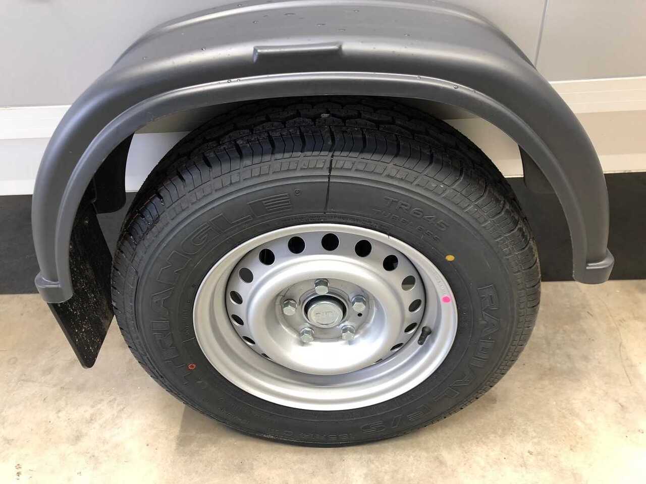Новий Закритий кузов причіп VEZEKO TK B 15.35 SP Flügeltüren Kofferanhänger: фото 11