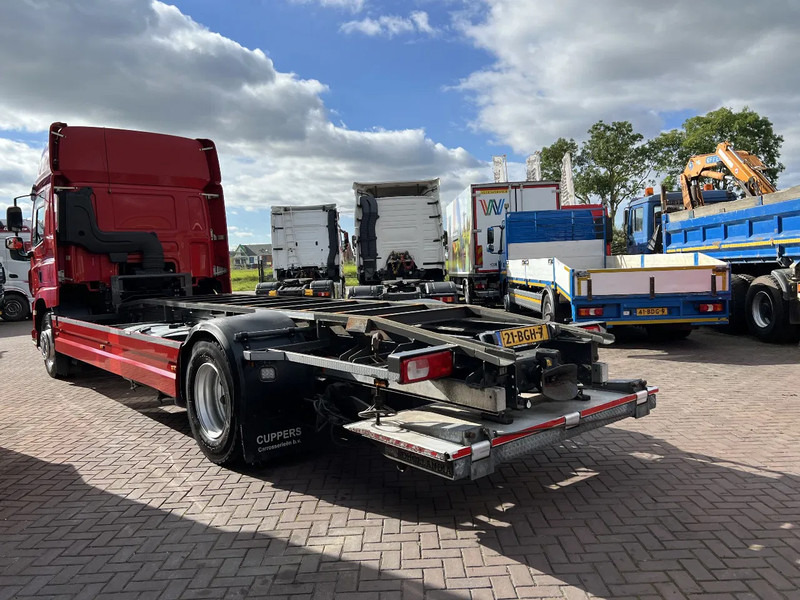 DAF CF 290 4X2 EURO6 SPACECAB RENOVA / VANGMUIL / LAADKLEP / TOP STAAT - Контейнеровоз/ Змінний кузов вантажівка: фото 3 DAF CF 290 4X2 EURO6 SPACECAB RENOVA / VANGMUIL / LAADKLEP / TOP STAAT - Контейнеровоз/ Змінний кузов вантажівка: фото 3
