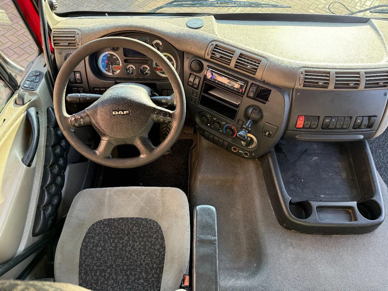 DAF CF 75 CF75-250 4X2 SPACECAB/RENOVA/STEEL/AIR/AIRCO/HOLLAND TRUCK - Контейнеровоз/ Змінний кузов вантажівка: фото 3 DAF CF 75 CF75-250 4X2 SPACECAB/RENOVA/STEEL/AIR/AIRCO/HOLLAND TRUCK - Контейнеровоз/ Змінний кузов вантажівка: фото 3