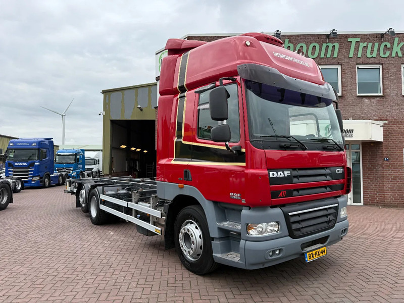 DAF CF 85 CF85-360 6X2 Spacecab Euro5 / Lift axle / Holland Truck - Вантажівка шасі: фото 1 DAF CF 85 CF85-360 6X2 Spacecab Euro5 / Lift axle / Holland Truck - Вантажівка шасі: фото 1