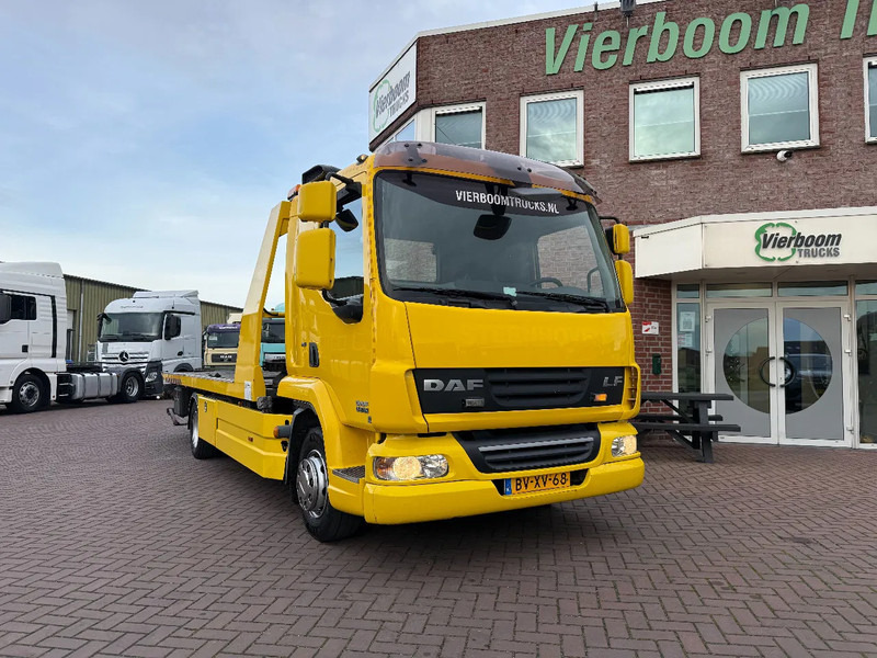 DAF LF 45 LF45-220 Abschelppwagen Falkom mit Anhanger / Schiebeplateau / Brill / Winde / Top Zustand - Автовоз вантажівка: фото 2 DAF LF 45 LF45-220 Abschelppwagen Falkom mit Anhanger / Schiebeplateau / Brill / Winde / Top Zustand - Автовоз вантажівка: фото 2