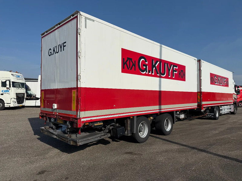 E.S.V.E Middenas aanhangwagen met laadklep emn doorlaadsysteem - Закритий кузов причіп: фото 5 E.S.V.E Middenas aanhangwagen met laadklep emn doorlaadsysteem - Закритий кузов причіп: фото 5