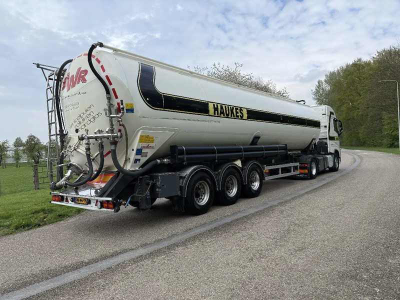 Kässbohrer SSK-60 Kipp-Silo 60.000liter TOP ZUSTAND HOLLAND TRAILER!!!!!!!!! - Напівпричіп цистерна: фото 2 Kässbohrer SSK-60 Kipp-Silo 60.000liter TOP ZUSTAND HOLLAND TRAILER!!!!!!!!! - Напівпричіп цистерна: фото 2