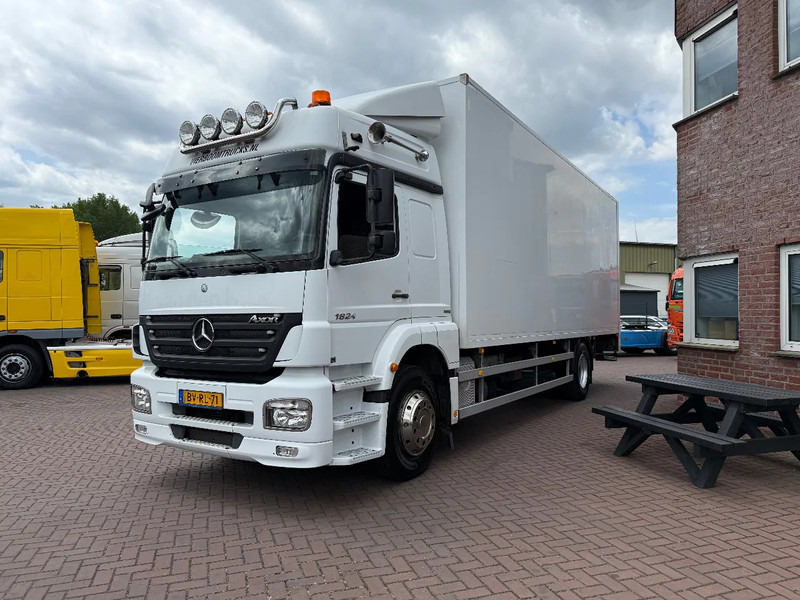 Mercedes-Benz Axor 1824 Axor 1824L mit 7.70m Koffer und Ladebordwand - Вантажівка з закритим кузовом: фото 3 Mercedes-Benz Axor 1824 Axor 1824L mit 7.70m Koffer und Ladebordwand - Вантажівка з закритим кузовом: фото 3