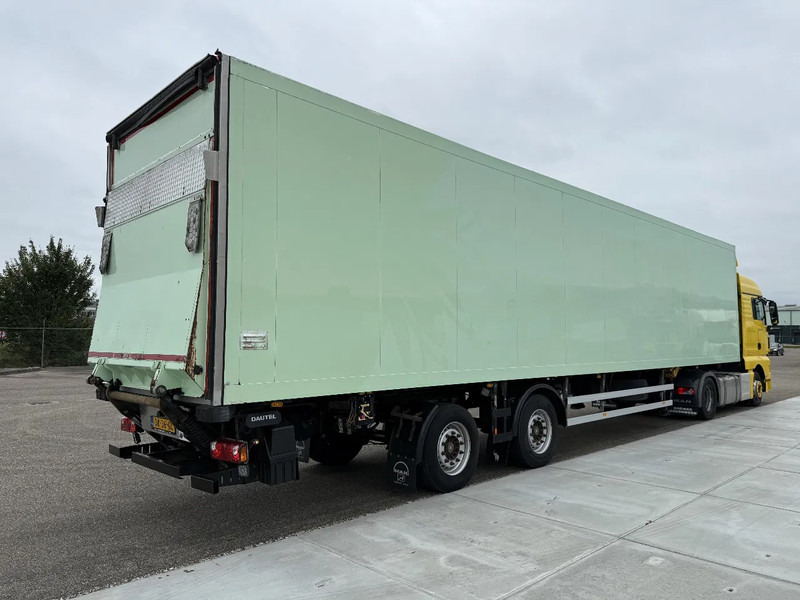 Schmitz Cargobull 2-Assige gestuurde bloemen/planten oplegger met 2 tons klep en kachel NIEUWE APK!!!!!!!!! - Рефрижератор напівпричіп: фото 3 Schmitz Cargobull 2-Assige gestuurde bloemen/planten oplegger met 2 tons klep en kachel NIEUWE APK!!!!!!!!! - Рефрижератор напівпричіп: фото 3