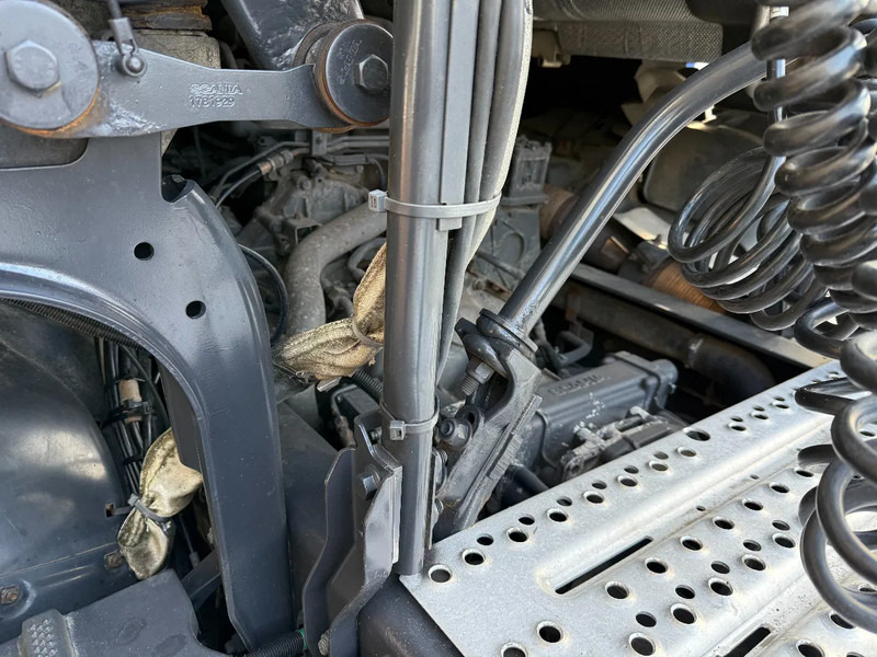 Тягач Scania R450 R450 4X2 with Gardner Denver Compressor/Retarder: фото 17