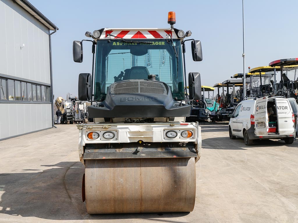BOMAG BW 154 AP-4i AM - Дорожній каток: фото 3 BOMAG BW 154 AP-4i AM - Дорожній каток: фото 3