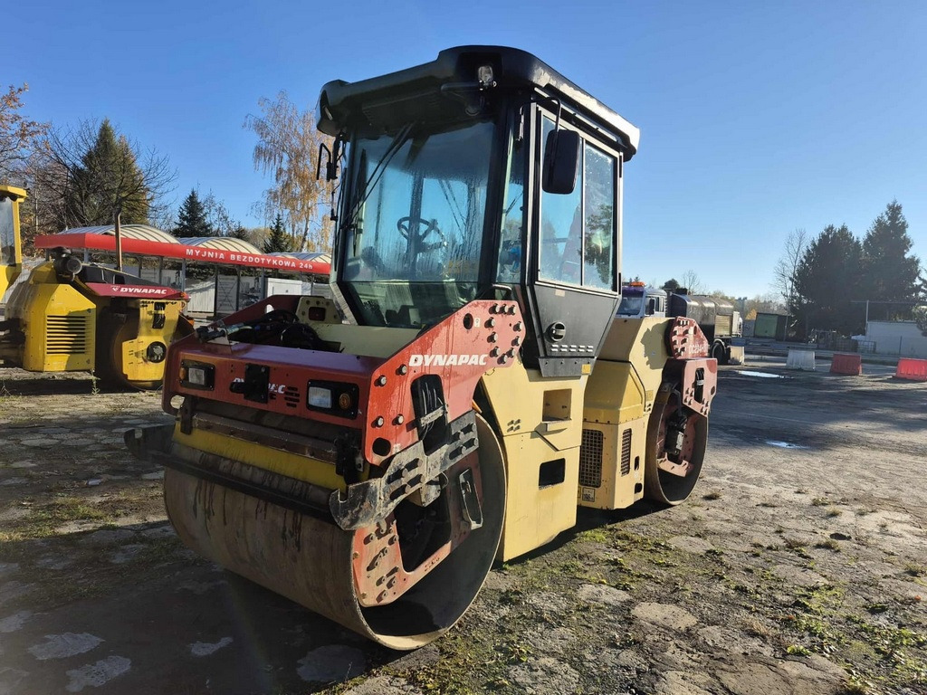 DYNAPAC CC 234HF - Дорожній каток: фото 3 DYNAPAC CC 234HF - Дорожній каток: фото 3