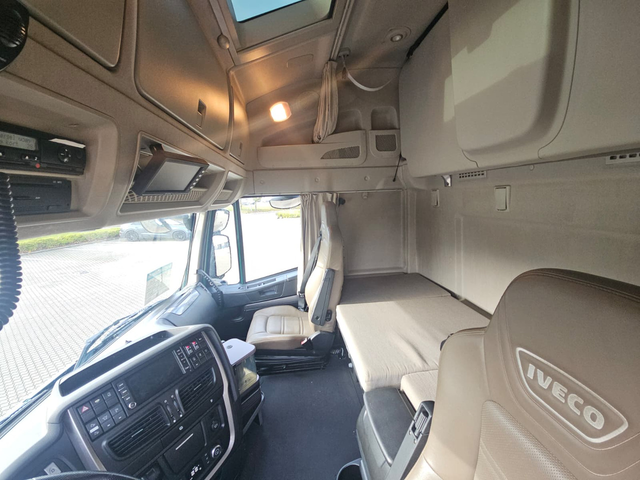 Iveco Stralis 560 6x4 - Контейнеровоз/ Змінний кузов вантажівка: фото 5 Iveco Stralis 560 6x4 - Контейнеровоз/ Змінний кузов вантажівка: фото 5