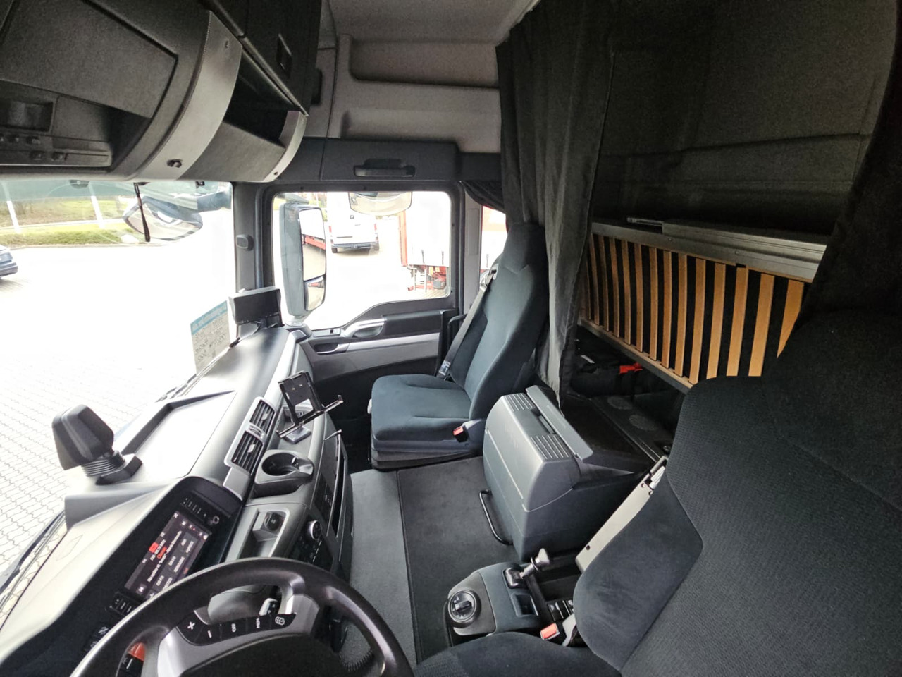 MAN TGS 26.500 6X2-4 - Контейнеровоз/ Змінний кузов вантажівка: фото 5 MAN TGS 26.500 6X2-4 - Контейнеровоз/ Змінний кузов вантажівка: фото 5