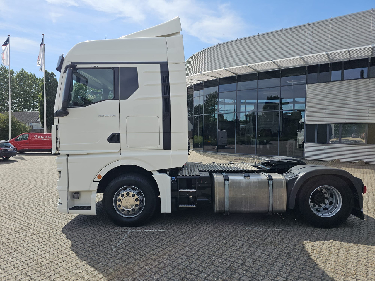 MAN TGX 18.430 - Тягач: фото 5 MAN TGX 18.430 - Тягач: фото 5