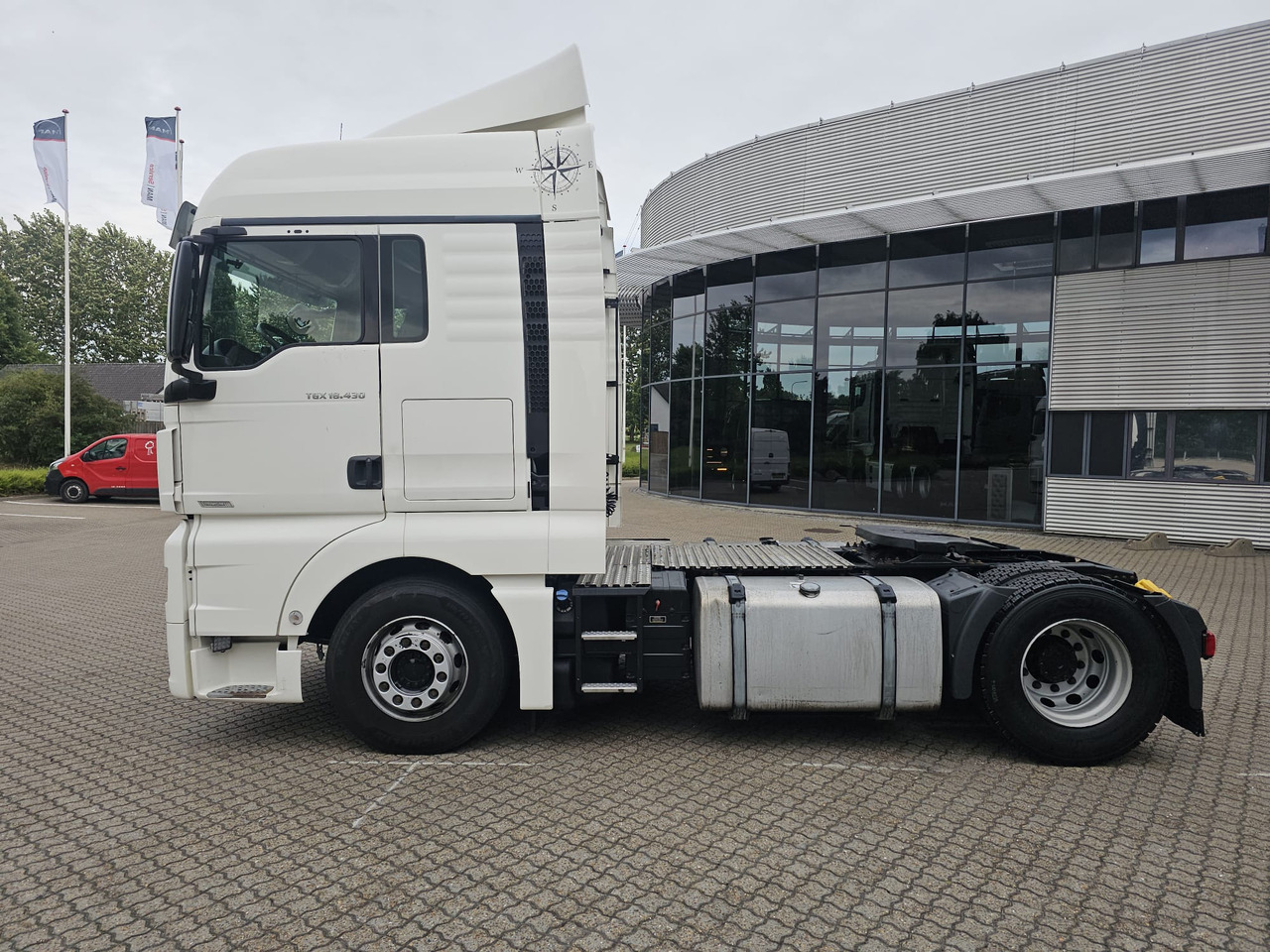 MAN TGX 18.430 - Тягач: фото 3 MAN TGX 18.430 - Тягач: фото 3