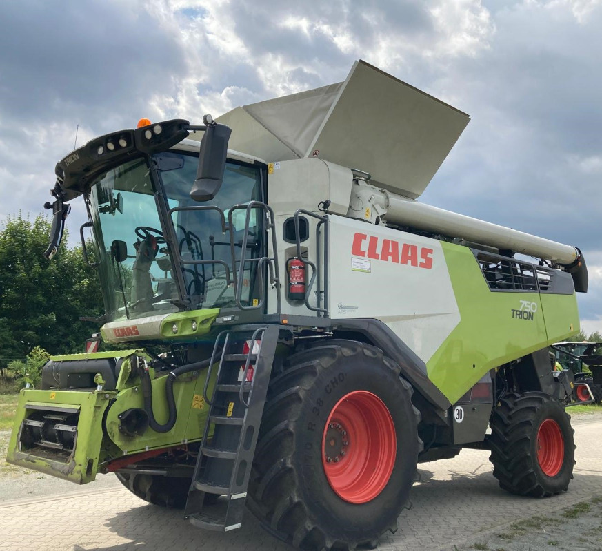 CLAAS Trion 750 - Зернозбиральний комбайн: фото 1 CLAAS Trion 750 - Зернозбиральний комбайн: фото 1