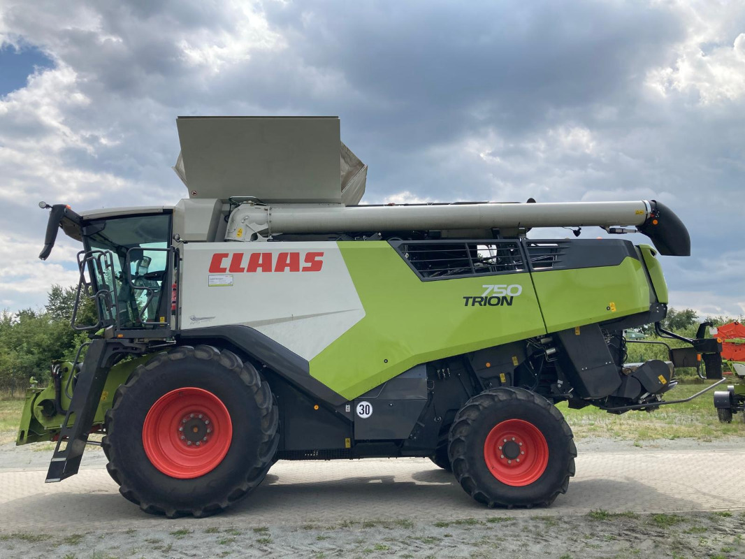 CLAAS Trion 750 - Зернозбиральний комбайн: фото 2 CLAAS Trion 750 - Зернозбиральний комбайн: фото 2