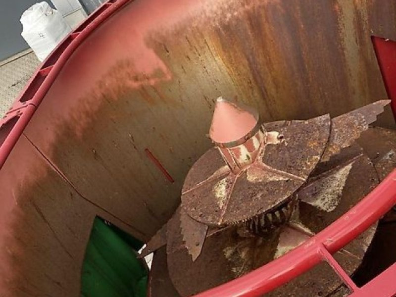 Strautmann Verti-Mix 951 - Кормороздавач: фото 2 Strautmann Verti-Mix 951 - Кормороздавач: фото 2