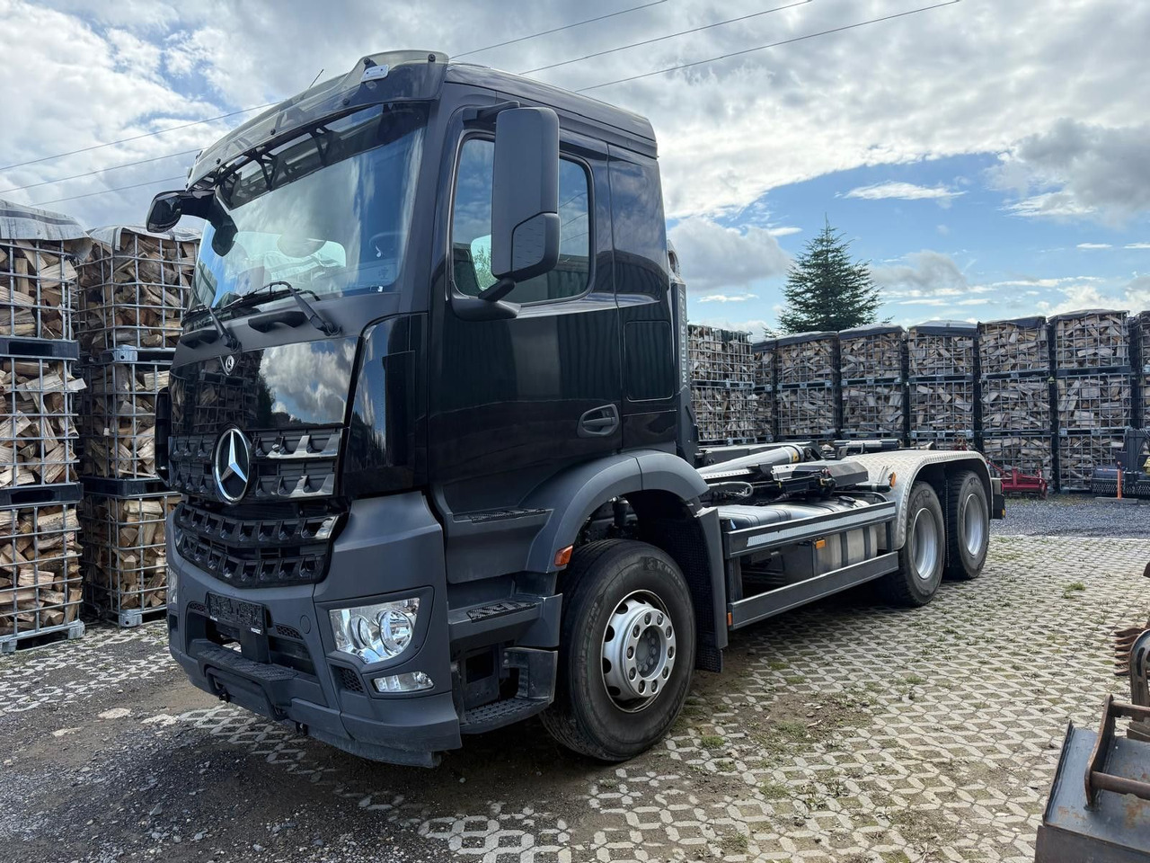 Mercedes-Benz Arocs 5 2648 Meiller Hakenlift 21-60 neuwertig - Гаковий мультиліфт вантажівка: фото 1 Mercedes-Benz Arocs 5 2648 Meiller Hakenlift 21-60 neuwertig - Гаковий мультиліфт вантажівка: фото 1