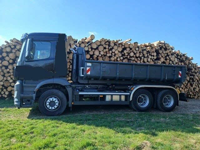 Mercedes-Benz Arocs 5 2648 Meiller Hakenlift 21-60 neuwertig - Гаковий мультиліфт вантажівка: фото 4 Mercedes-Benz Arocs 5 2648 Meiller Hakenlift 21-60 neuwertig - Гаковий мультиліфт вантажівка: фото 4