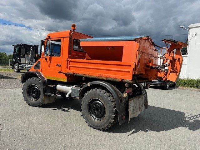 Mercedes-Benz Unimog 418/10 Winterdienst2000 - Самоскид вантажівка: фото 3 Mercedes-Benz Unimog 418/10 Winterdienst2000 - Самоскид вантажівка: фото 3