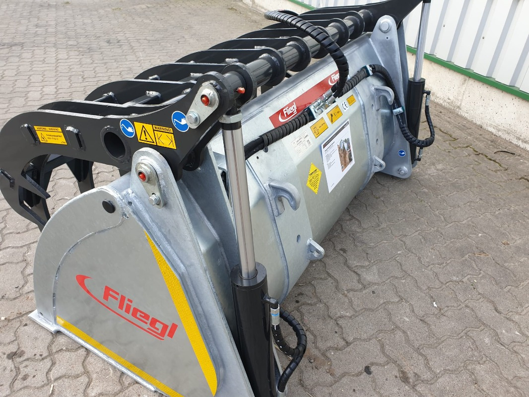 Fliegl SILOGREIFSCHAUFEL - Фронтальний навантажувач для трактора: фото 2 Fliegl SILOGREIFSCHAUFEL - Фронтальний навантажувач для трактора: фото 2