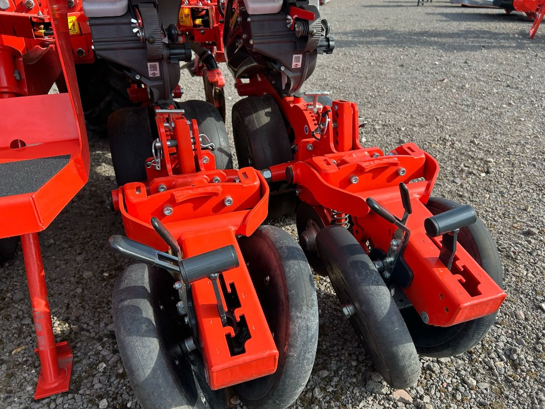 Kuhn Maxima 3 RT E *DEMO* - Посівна техніка: фото 5 Kuhn Maxima 3 RT E *DEMO* - Посівна техніка: фото 5