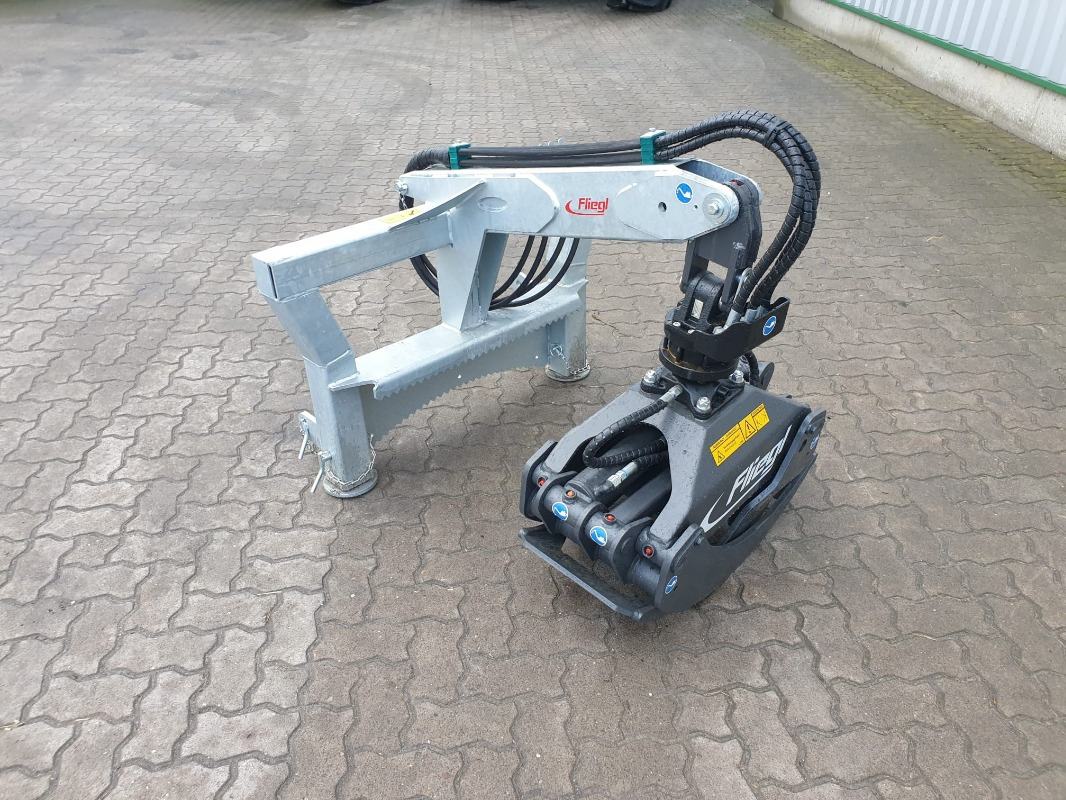 Fliegl RZ 185 COMBI PLUS - Лісозаготівельна техніка: фото 3 Fliegl RZ 185 COMBI PLUS - Лісозаготівельна техніка: фото 3