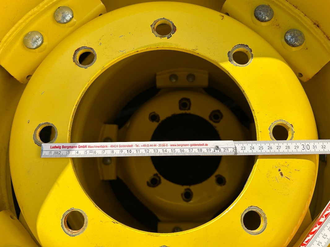 Mitas Kompletträder 540/65R38 480/65R24 - Шина в категорії Сільськогосподарська техніка: фото 3 Mitas Kompletträder 540/65R38 480/65R24 - Шина в категорії Сільськогосподарська техніка: фото 3