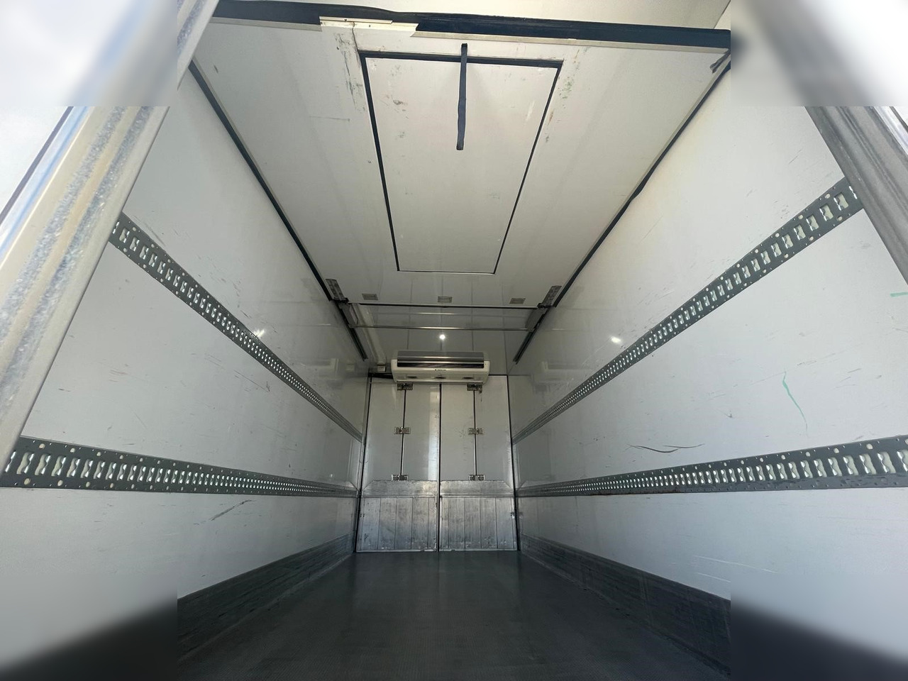 FAST - Рефрижератор причіп: фото 5 FAST - Рефрижератор причіп: фото 5