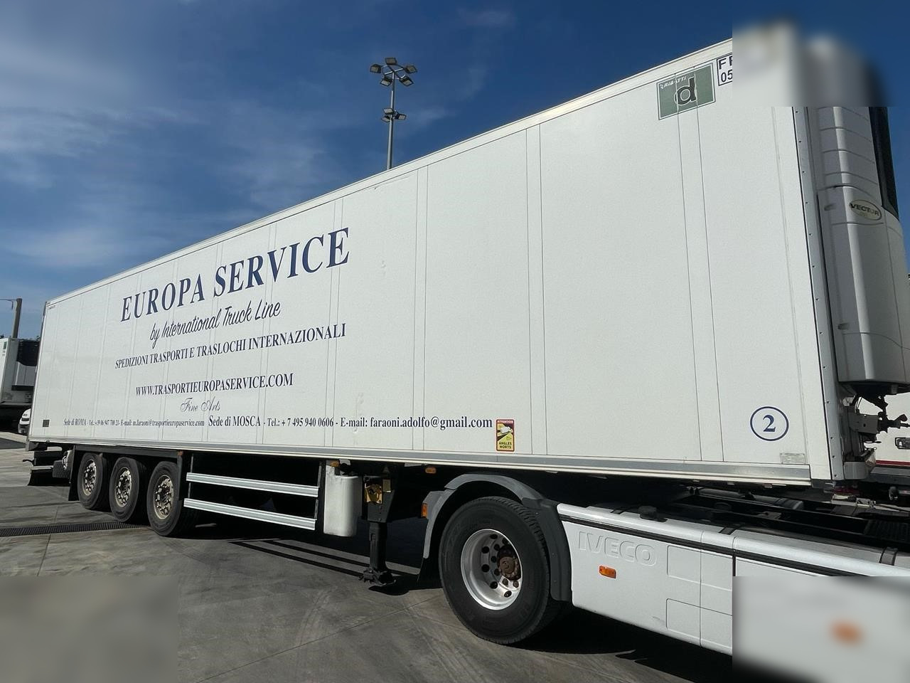 SCHMITZ CARGOBULL - Рефрижератор напівпричіп: фото 4 SCHMITZ CARGOBULL - Рефрижератор напівпричіп: фото 4