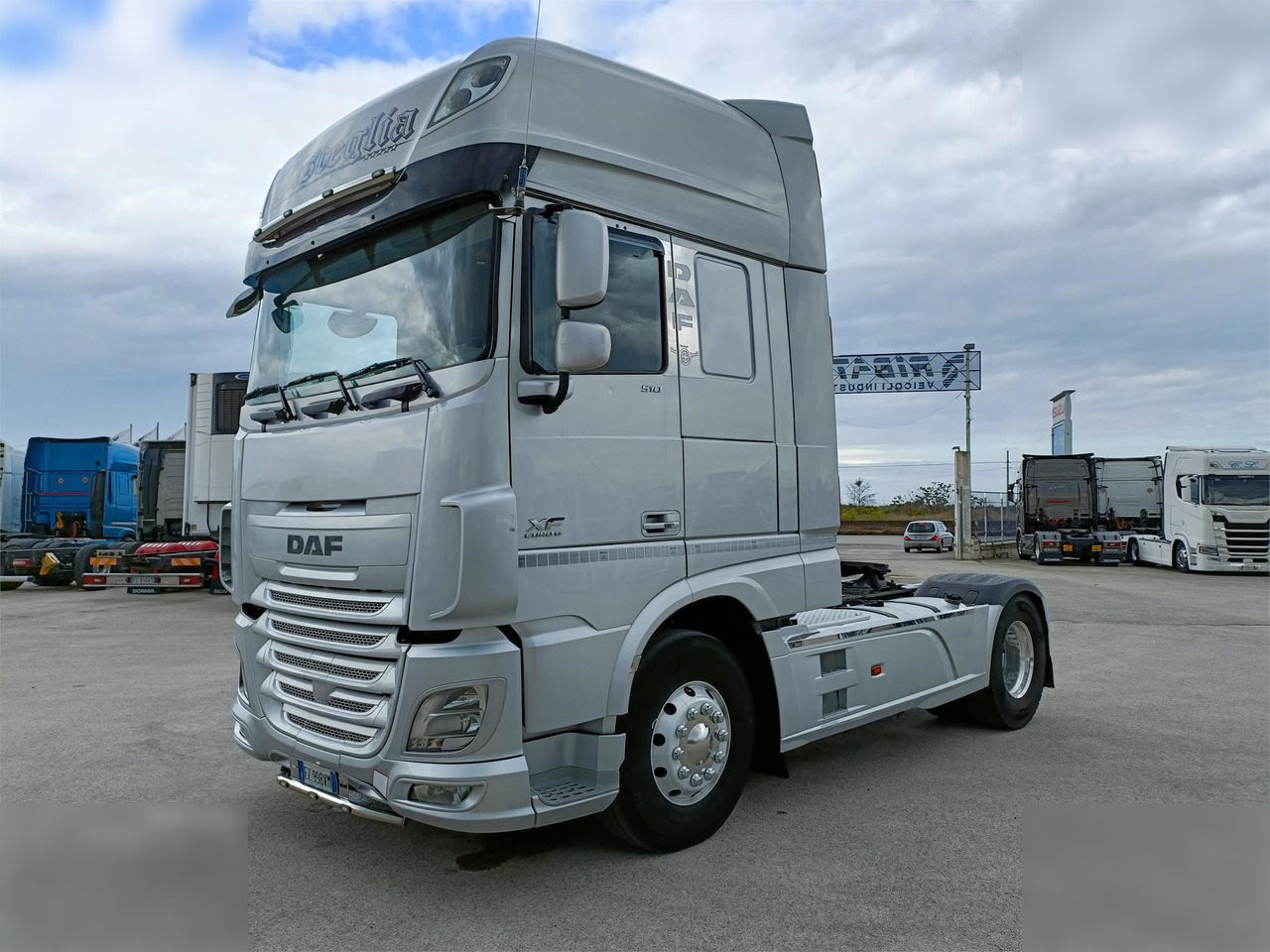 DAF XF510 - Тягач: фото 1 DAF XF510 - Тягач: фото 1