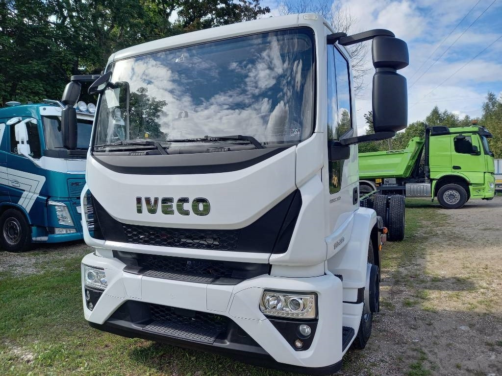 Iveco Eurocargo ML180E/FP, NEW, NOT USED - Вантажівка шасі: фото 4 Iveco Eurocargo ML180E/FP, NEW, NOT USED - Вантажівка шасі: фото 4