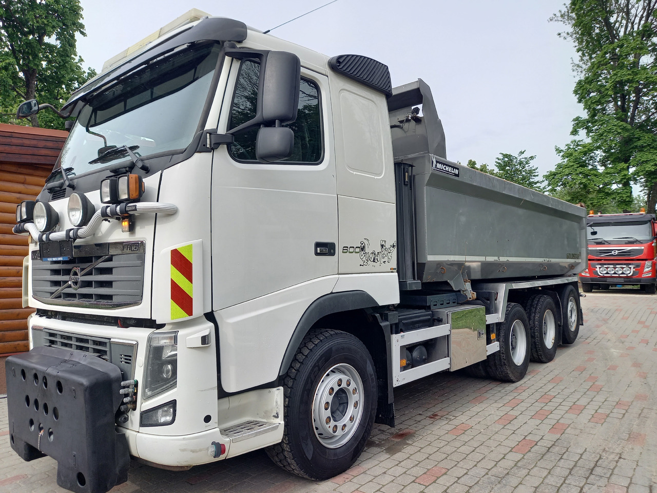VOLVO FH16, 8x4, BIG AXLES, RETARDER, GW 39500 KG - Самоскид вантажівка: фото 1 VOLVO FH16, 8x4, BIG AXLES, RETARDER, GW 39500 KG - Самоскид вантажівка: фото 1