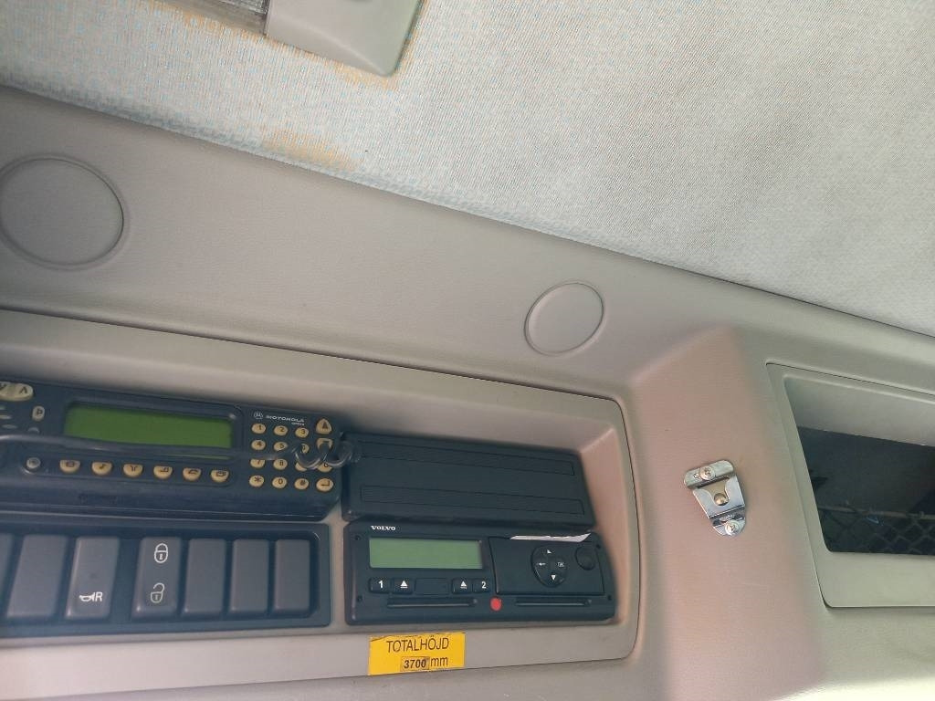 Вантажівка з закритим кузовом Volvo FL 240, 4x2, SIDE-OPENING: фото 31