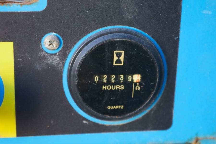 Genie GS4390 Diesel, 4x4 Drive, 15m Working Height, 680k - Ножичний підйомник: фото 5 Genie GS4390 Diesel, 4x4 Drive, 15m Working Height, 680k - Ножичний підйомник: фото 5