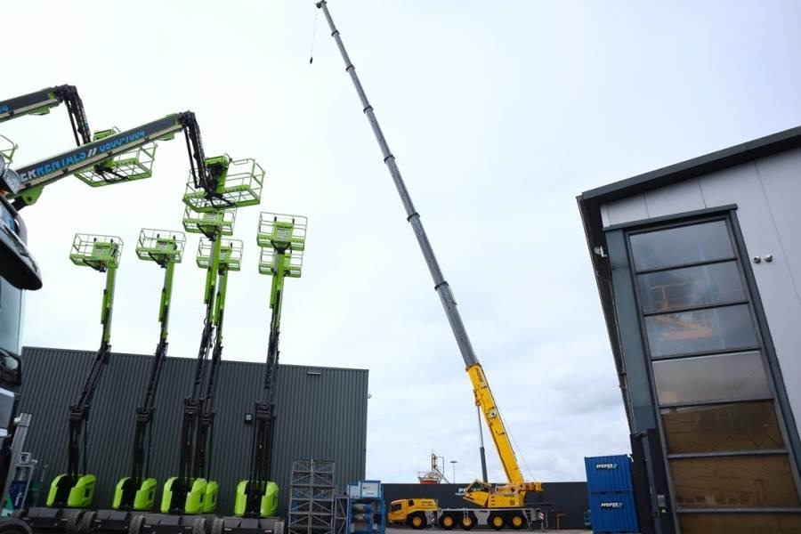 Grove GMK5250XL-1 Available Immediately, Dutch Registrat - Всюдихідний кран: фото 3 Grove GMK5250XL-1 Available Immediately, Dutch Registrat - Всюдихідний кран: фото 3