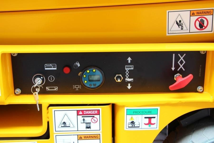 Haulotte Compact 8 Valid inspection, *Guarantee! Electric, - Ножичний підйомник: фото 4 Haulotte Compact 8 Valid inspection, *Guarantee! Electric, - Ножичний підйомник: фото 4