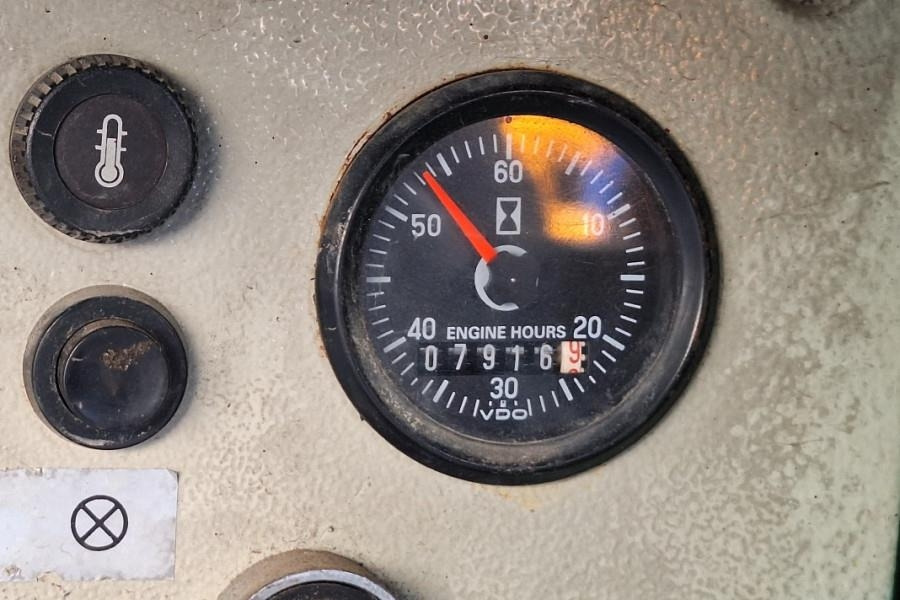 Holland Lift Megastar G300DL30/S Diesel, 4x4x4 Drive, 33.5m Wor - Ножичний підйомник: фото 5 Holland Lift Megastar G300DL30/S Diesel, 4x4x4 Drive, 33.5m Wor - Ножичний підйомник: фото 5