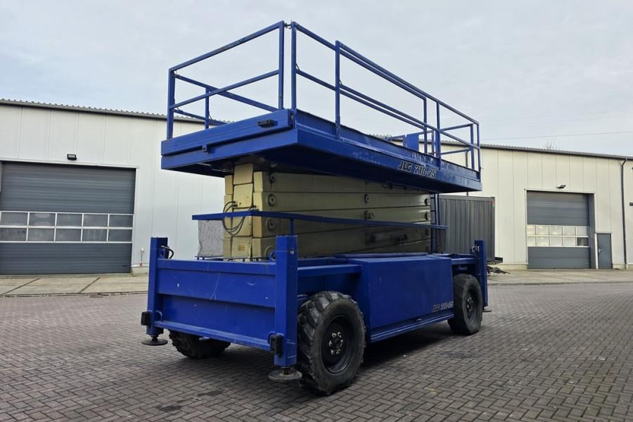 JLG 210-25 Diesel, 4x4 Drive, 23m Working Height, 1000 - Ножичний підйомник: фото 2 JLG 210-25 Diesel, 4x4 Drive, 23m Working Height, 1000 - Ножичний підйомник: фото 2