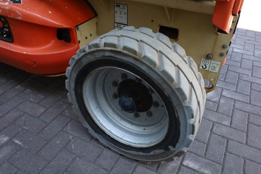 Ножичний підйомник JLG 4069LE Electric, 14.2m Working Height, 360kg Capac: фото 13 Ножичний підйомник JLG 4069LE Electric, 14.2m Working Height, 360kg Capac: фото 13