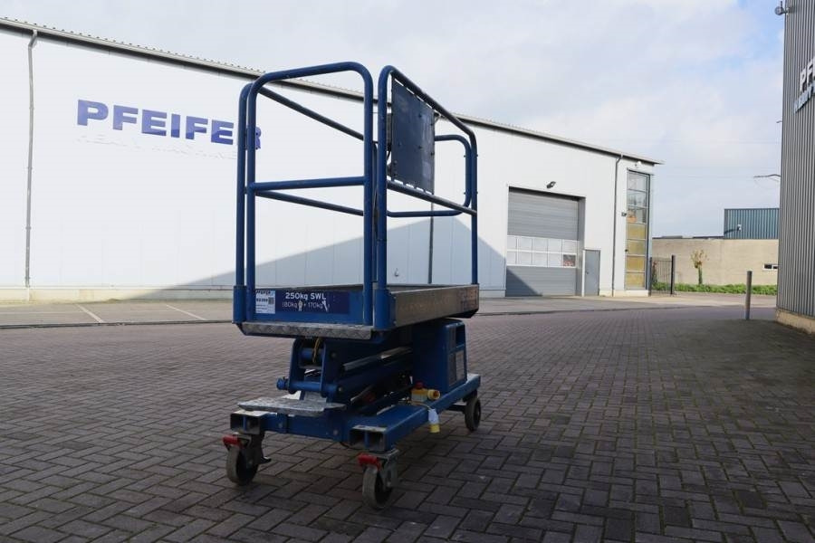 JLG Power Tower Electric, 5.10m Working Height, 250kg - Колінчастий підйомник: фото 2 JLG Power Tower Electric, 5.10m Working Height, 250kg - Колінчастий підйомник: фото 2