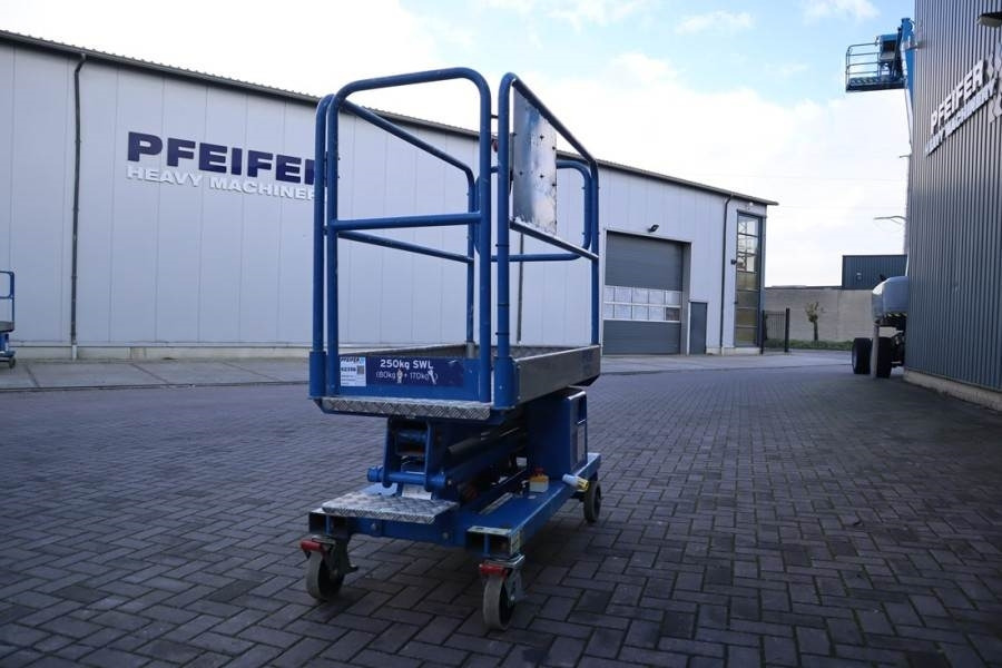 JLG Power Tower Electric, 5.10m Working Height, 250kg - Колінчастий підйомник: фото 2 JLG Power Tower Electric, 5.10m Working Height, 250kg - Колінчастий підйомник: фото 2