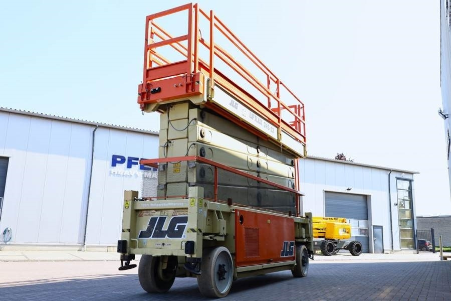 JLG SL245-12 Diesel, 4x4x4 Drive, 26.5m Working Height - Ножичний підйомник: фото 2 JLG SL245-12 Diesel, 4x4x4 Drive, 26.5m Working Height - Ножичний підйомник: фото 2