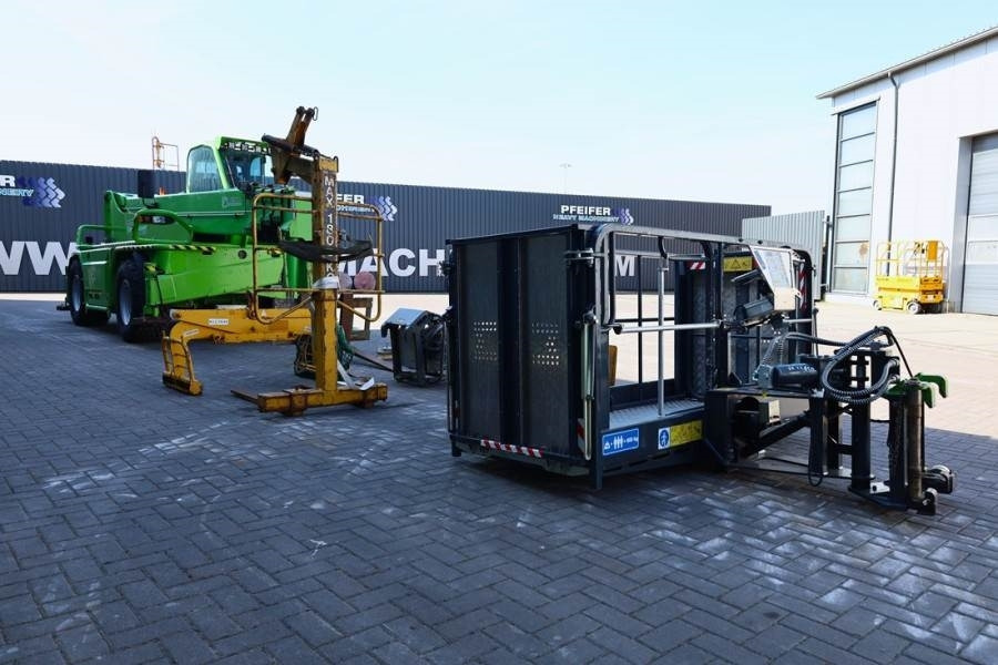 Merlo ROTO 40.26 MCSS Equipped With Various Attachments, - Навантажувач телескопічний: фото 5 Merlo ROTO 40.26 MCSS Equipped With Various Attachments, - Навантажувач телескопічний: фото 5